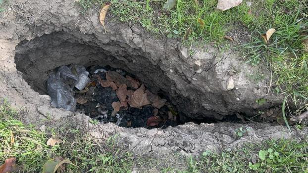 Isparta'da 1 metre derinlikte oluştu! Şehirde ilk kez oldu: Evin bahçesi korkutuyor