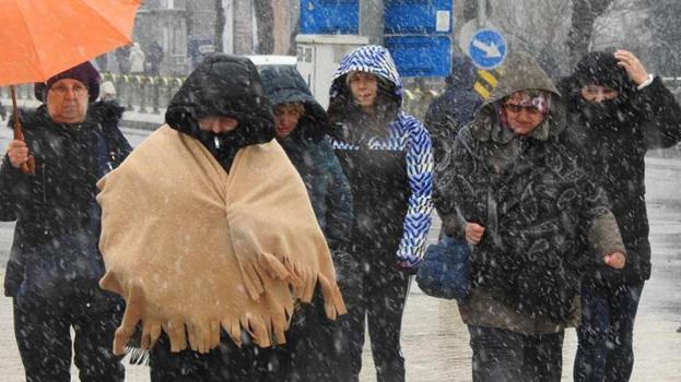 Kar yağışı ve gök gürültülü sağanak yağış uyarısı! Meteoroloji illeri açıkladı, Prof. Dr. Orhan Şen tarih verdi