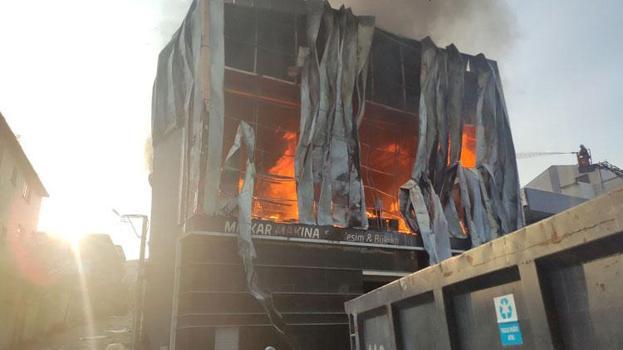 Türkiye'yi sarsan yangın faciasının ilk anları kamerada: Kocaeli'de 6 kişiye mezar olmuştu