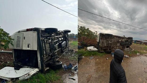 Manisa Salihli'de kamyonet devrildi: 1 ölü, 1 yaralı