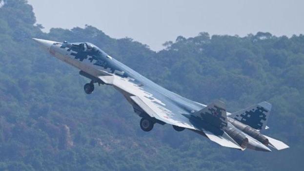 Rusya'nın Karelya bölgesinde Su-30 savaş uçağı düştü