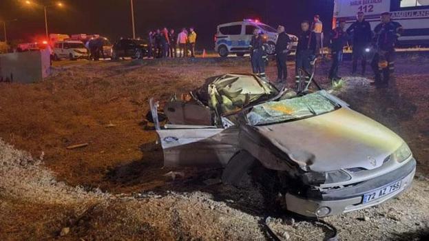 Batman'da otomobil tıra arkadan çarptı: 6 ve 8 yaşındaki iki kardeş hayatını kaybetti