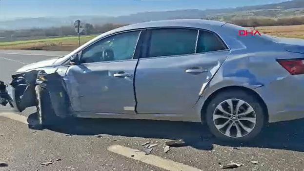 Kütahya Hisarcık’da iki otomobil çarpıştı; 1 yaralı