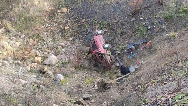 Sinop Ayancık'da kontrolden çıkan otomobil uçuruma yuvarlandı: 1 ölü