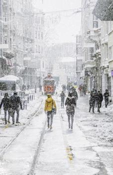 Tüm Türkiye kara teslim olacak! Uzmanlar uyardı: Kış 15 derecelik düşüşle geliyor