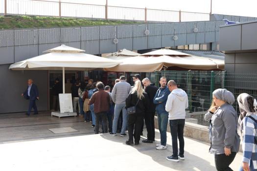 Burada 4 çeşit yemek 75 TL! Vatandaşın yolu düşmese de mutlaka uğruyor