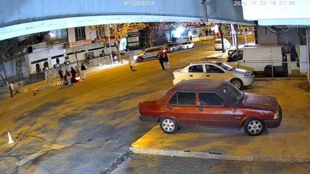 Diyarbakır'da oomobilin çarptığı motokurye yaralandı