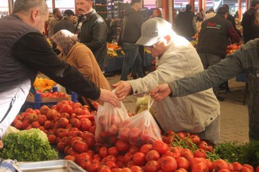 Mutfakların vazgeçilmez sebzesinde son hasat! 40 liradan 10 liraya kadar düştü