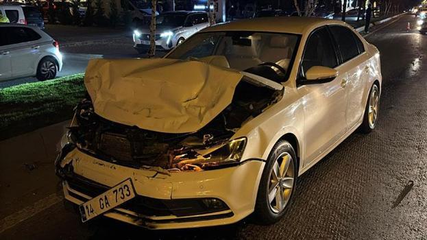 Bolu D-100 karayolunda iki otomobil çarpıştı: 2 yaralı