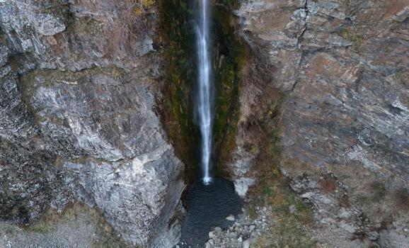 Bitlis'ten Türkiye'ye akıyor! Mutki'de doğa ayağa kalktı: Hayran kalınıyor