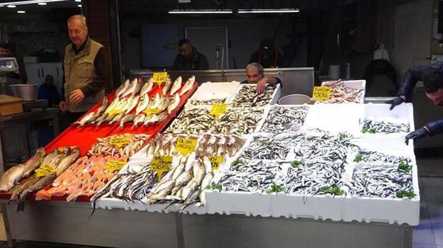 Karadeniz'de hamsi bereketi devam ediyor! Sezonun sonuna gelindi