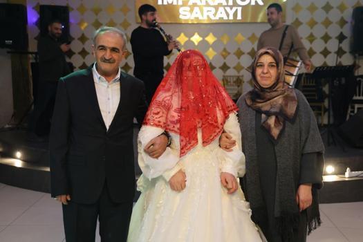 Elazığ'da duygulandıran olay! Şevval’in düğün ve gelinlik hayali gerçek oldu