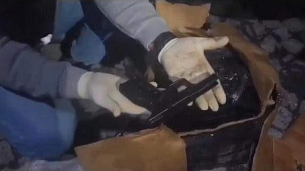 Hatay'da polisin durdurduğu otomobilden cephanelik ele geçirildi