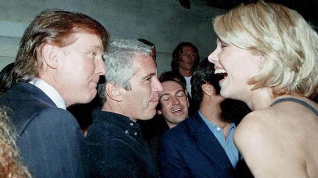 Trump’ın cinsel istismar su&#231;lusu Epstein dosyasında yer alan yeni fotoğrafları yayınlandı