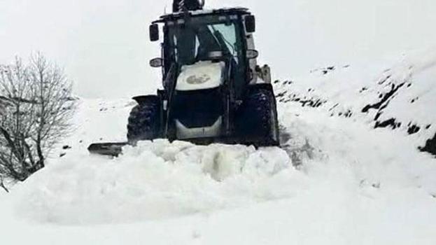 Muş’ta kar ve tipi hayatı olumsuz etkiledi: Kapanan 26 yerleşim yeri ulaşıma açıldı