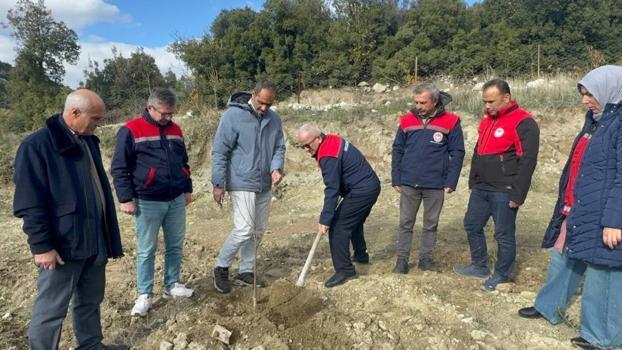 Eğirdir'de kuraklık alarmı verildi, çiftçiler susuz tarıma geçti
