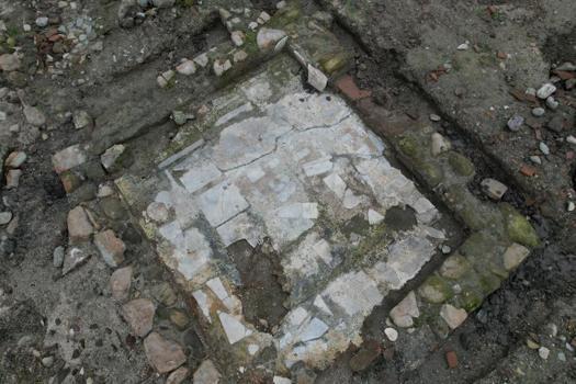 Sapanca Gölü’nde sır perdesi aralanıyor! Sular çekildi, tarih fışkırdı: 'Ayasofya’dan daha eski olabilir'