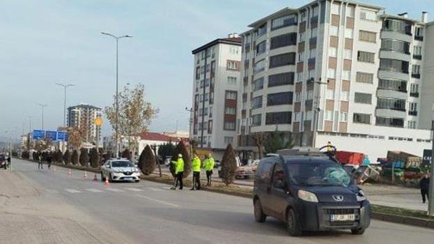 Kastamonu'da Hafif ticari aracın çarptığı yaya hayatını kaybetti