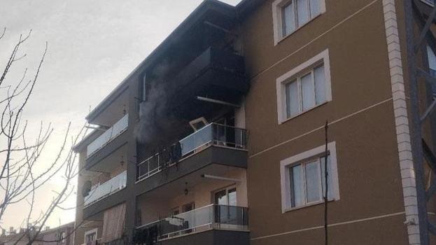 Ankara Çubuk'ta ev yangını paniğe neden oldu