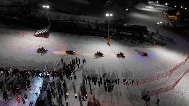 Erzurum Palandöken Kayak Merkezi'nde kayak sezonu resmi olarak başladı