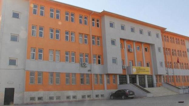 Şırnak Cizre'deki lisede taciz iddiası: Öğretmen gözaltında