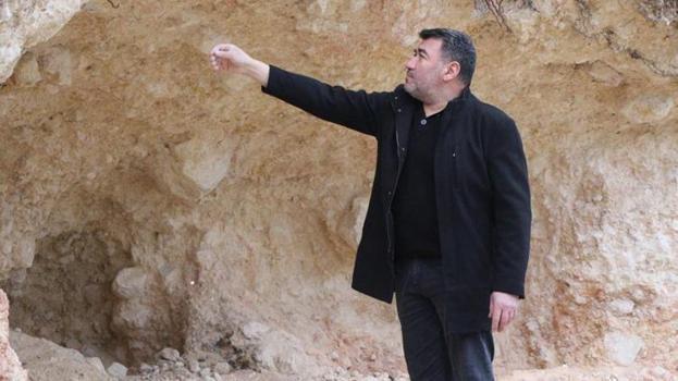 Amasya'da yol kenarında fark etti! Köylüler dağı deldi, gerçeği öğrenince dondu kaldı