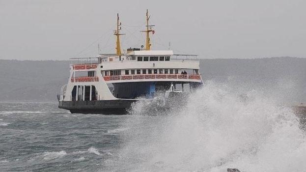 Planlı tüm feribot seferleri iptal edildi