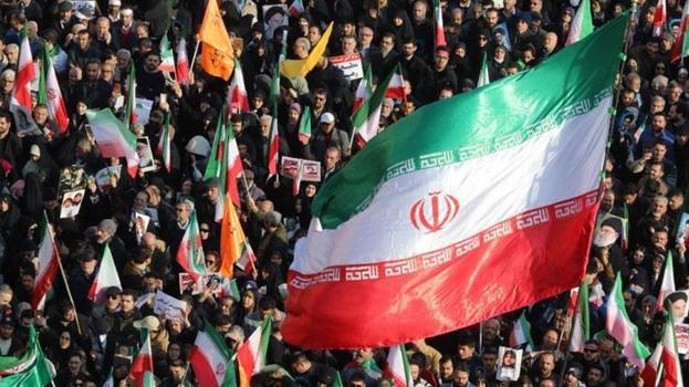 İngiltere, Tahran Büyükelçiliğini kapattı