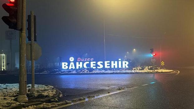 Şehir sis altında kaldı: Görüş mesafesi 10 metreye düştü