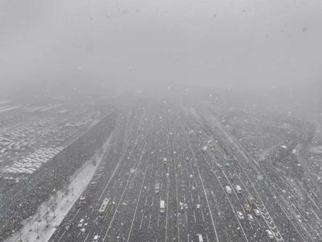 İstanbul'un bazı ilçelerinde kar yağışı etkili oluyor