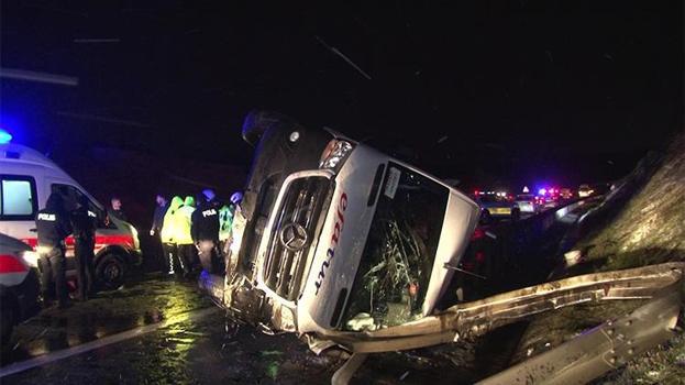 Kuzey Marmara Otoyolu’nda kar yağışı kaza getirdi! Çok sayıda yaralı var