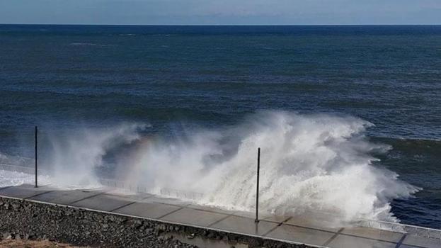 Meteoroloji'den Doğu Karadeniz’e fırtına uyarısı
