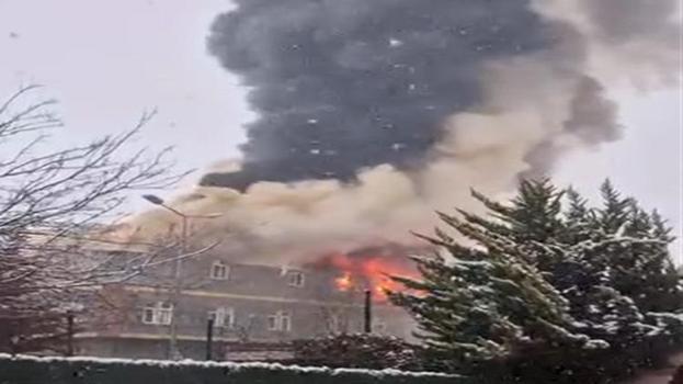 Tuzla'da korkutan fabrika yangını!