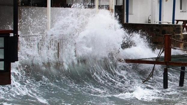 Güney Ege'de kuvvetli fırtına uyarısı