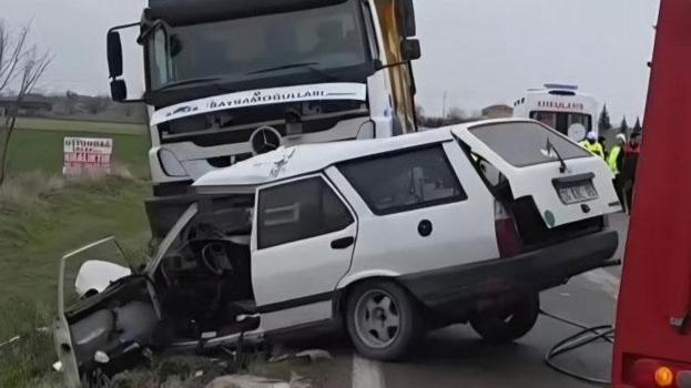 Kırklareli’nde meyedana gelen feci kazada 1 ölü, 1 yaralı var