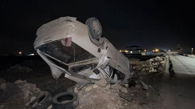 Direksiyon hakimiyetini kaybetti takla attı: 3 yaralı