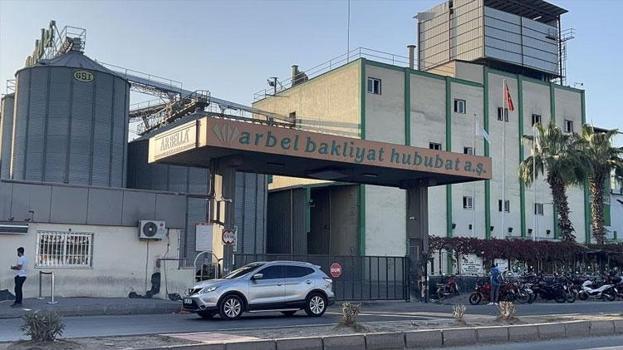 Mersin'de bakliyat fabrikasına silahlı saldırı düzenlendi