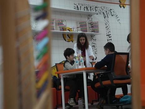 Düzce'de hizmete girdi, öğrenci akınına uğradı