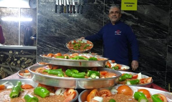 Coğrafi işaretli lezzet sudan ucuz! 1 porsiyonu 220 lira, yiyen bir daha gidiyor