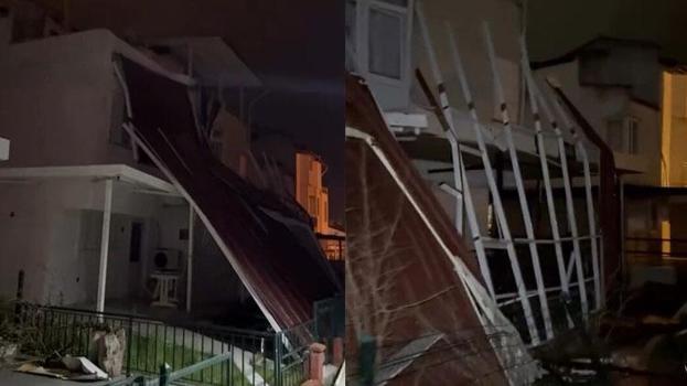 Kuşadası’nda fırtınada çatılar uçtu, ağaçlar devrildi