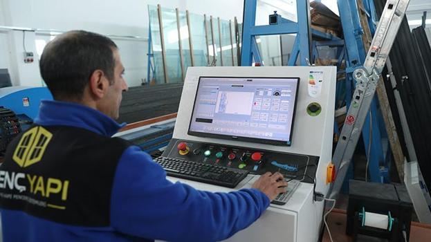 Erzincanlı iki ortak devlet desteğiyle fabrika kurdu! 18 yılda bayi ağını 4 katına çıkardılar