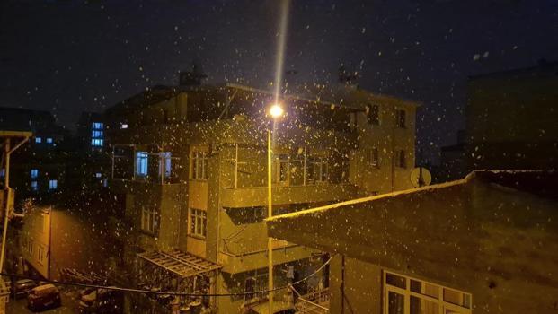 Tekirdağ’da kar yağışı başladı