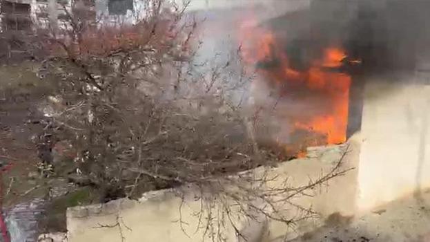 Kırıkkale'de tek katlı müstakil ev alevlere teslim oldu: 1 ağır yaralı