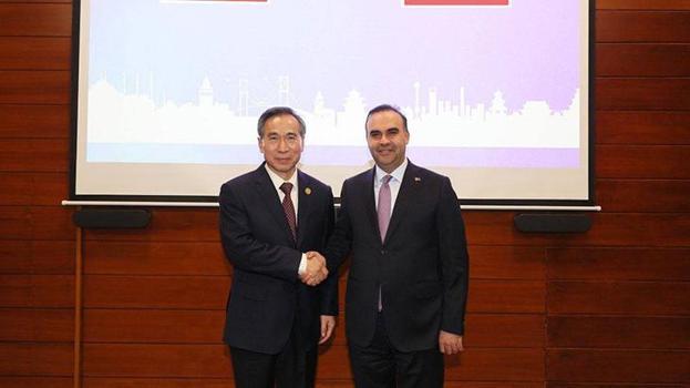 Bakan Kacır: Çin'le ticaret ortaklığı tesis etmek için çalışacağız