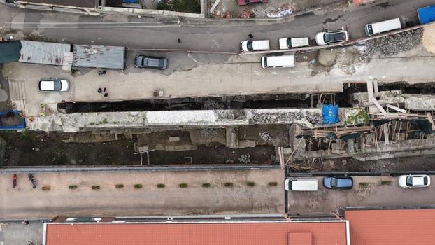 Dünyada sadece 3 tane var! Trabzon'da pazar yeri inşaatı için kazıldığında yerin altında belirdi: 135 metrelik dev yapı gün yüzüne çıktı