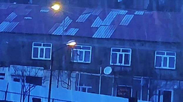 Çakan şimşekler Bitlis'te geceyi gündüze çevirdi