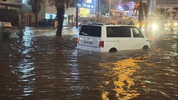 Yağış uyarısının ardından Bodrum’da okullara 1 gün ara verildi