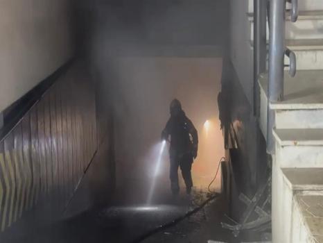 Maltepe'de alevli gece: Oto tamirhanesi kül oldu