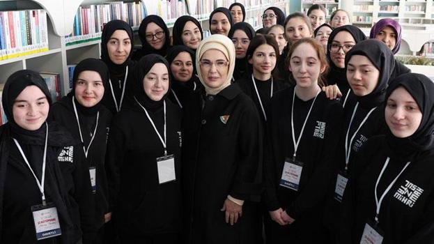 Emine Erdoğan: Kütüphane okulların kalbidir, ruhudur, can damarıdır