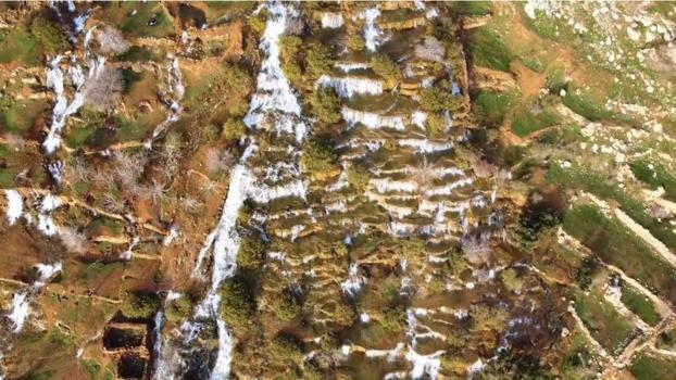 Mardin'de kilometrelerce kuyruk oluşuyor: Ziyaretçi akını var!